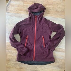 Mountain Hardwear Women's Burgundy Hooded Rain Jacket Shell with Coral Zippers S